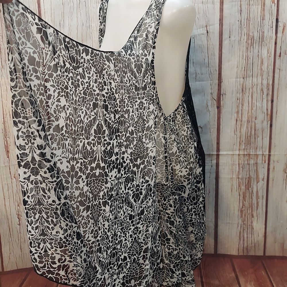 Torrid Waterfall Front Lace Back Sleeveless Vest Top Cover - Picture 8 of 16